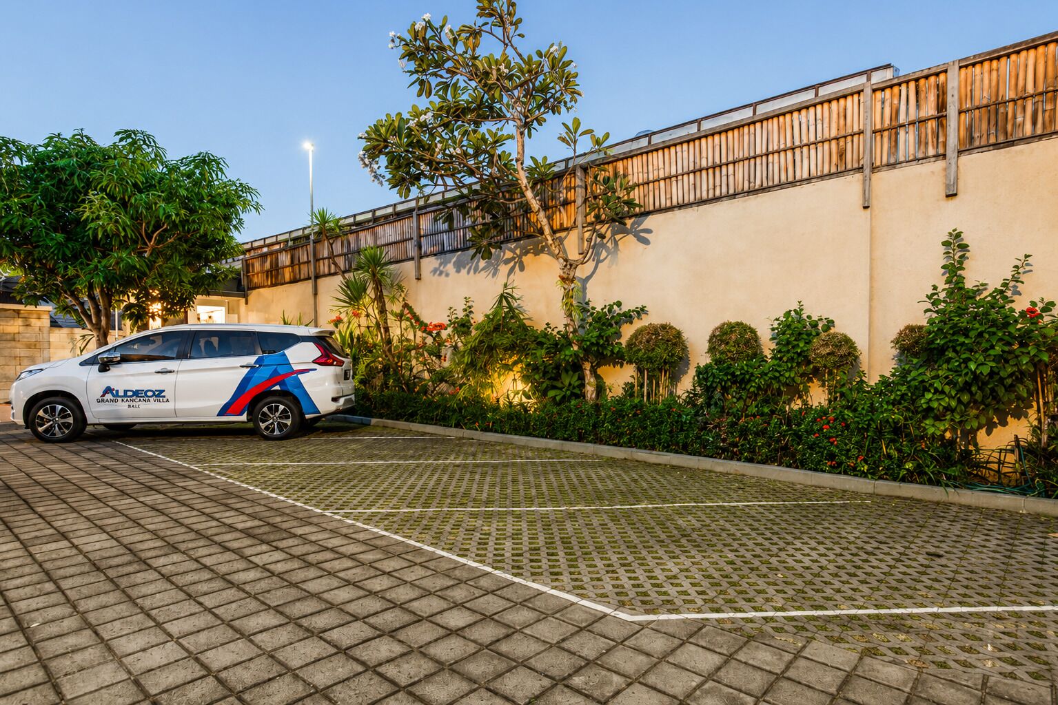 Free self parking