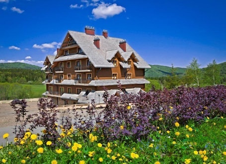 Exterior. Hotel CARPATIA Bieszczadzki Gościniec
