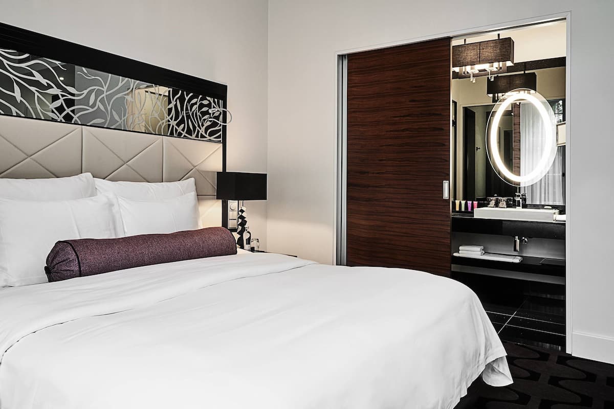 1 slaapkamer, luxe beddengoed, een minibar, een kluis op de kamer