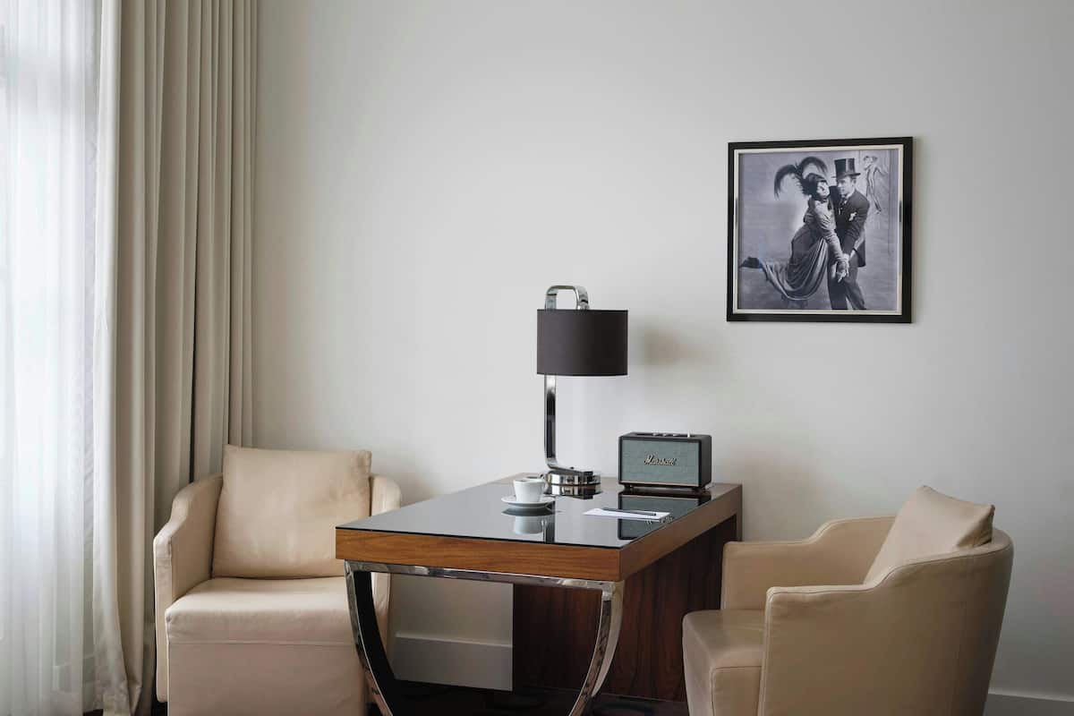 Superior Room, 1 King Bed, Non Smoking, Balcony