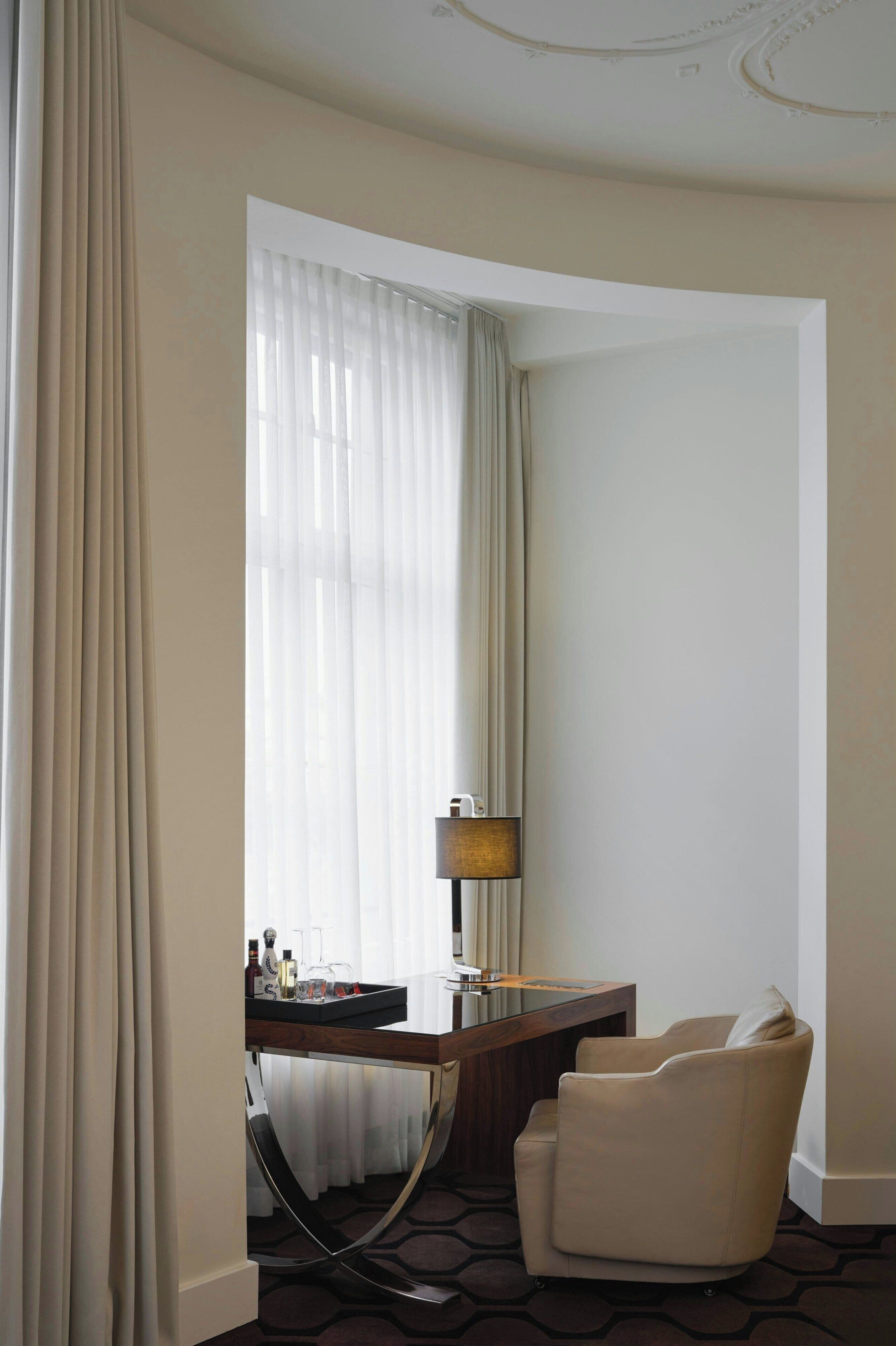 Junior Suite, 1 Bedroom | Premium bedding, minibar, in-room safe, desk