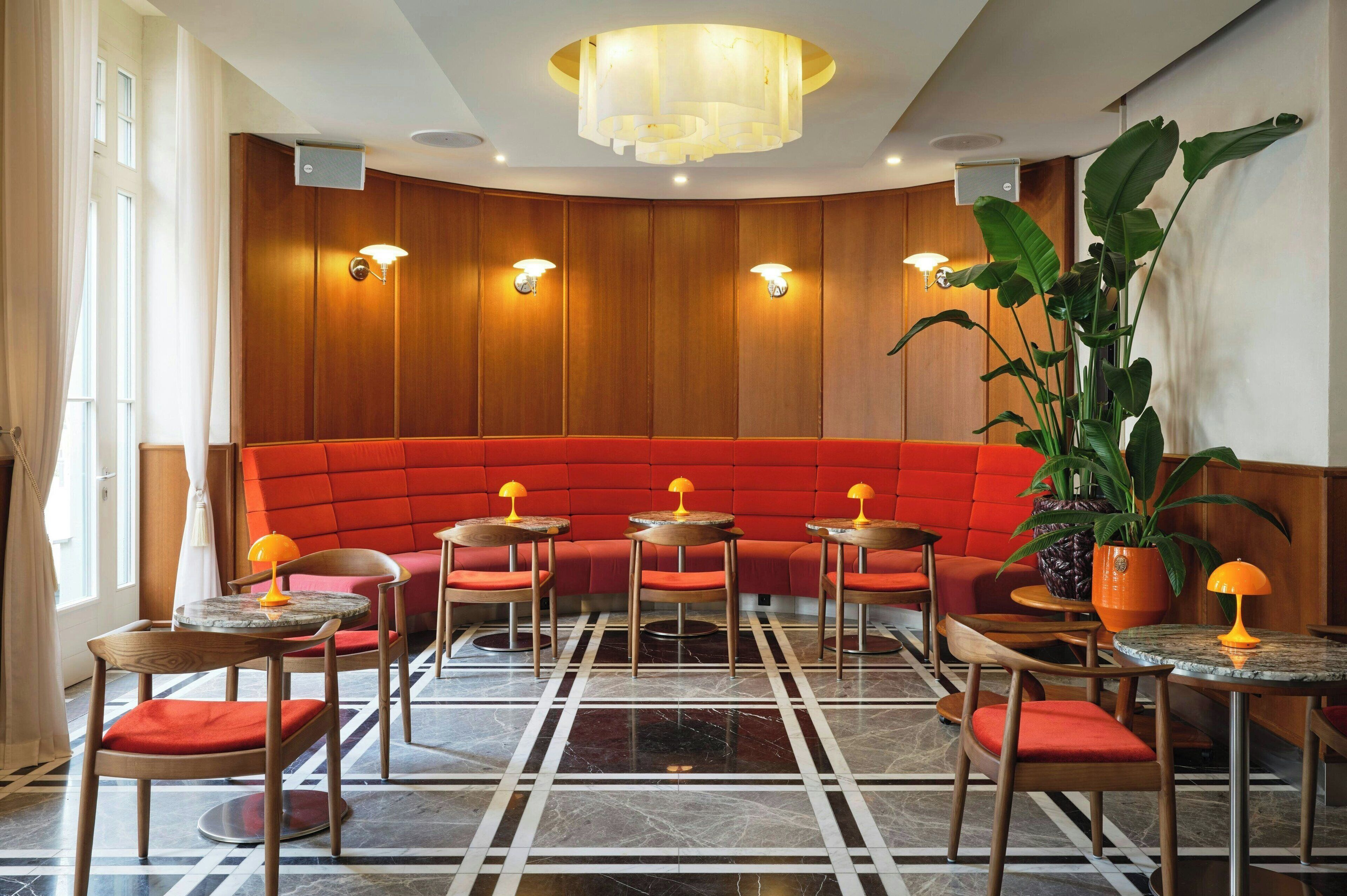 breakfast, lunch, dinner served; french cuisine