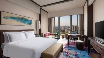 1 bedroom, minibar, in-room safe, desk