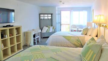 Double Room, 2 Queen Beds | Individually decorated, individually furnished, laptop workspace