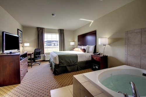 Cobblestone Hotel & Suites - Newton