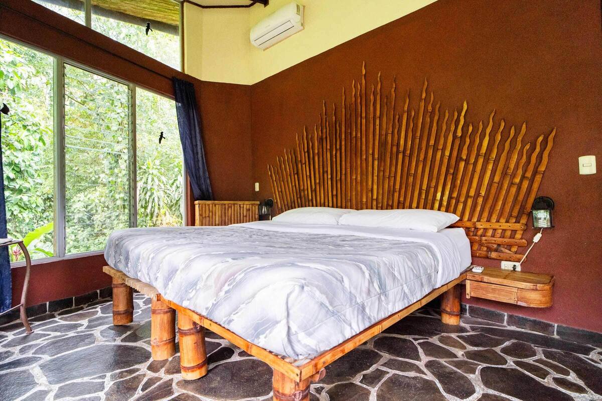Standard Double Room, Garden View, Garden Area | In-room safe, blackout drapes, WiFi (free), bed sheets