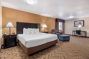 Suite, 1 King Bed, Non Smoking, Microwave