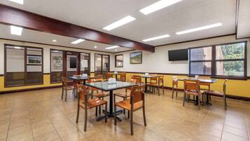 Komplett frokost er inkludert hver dag