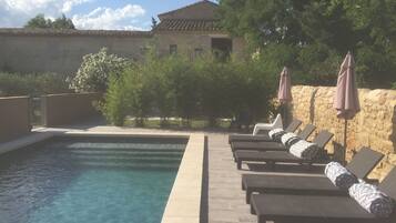 Outdoor pool, sun loungers