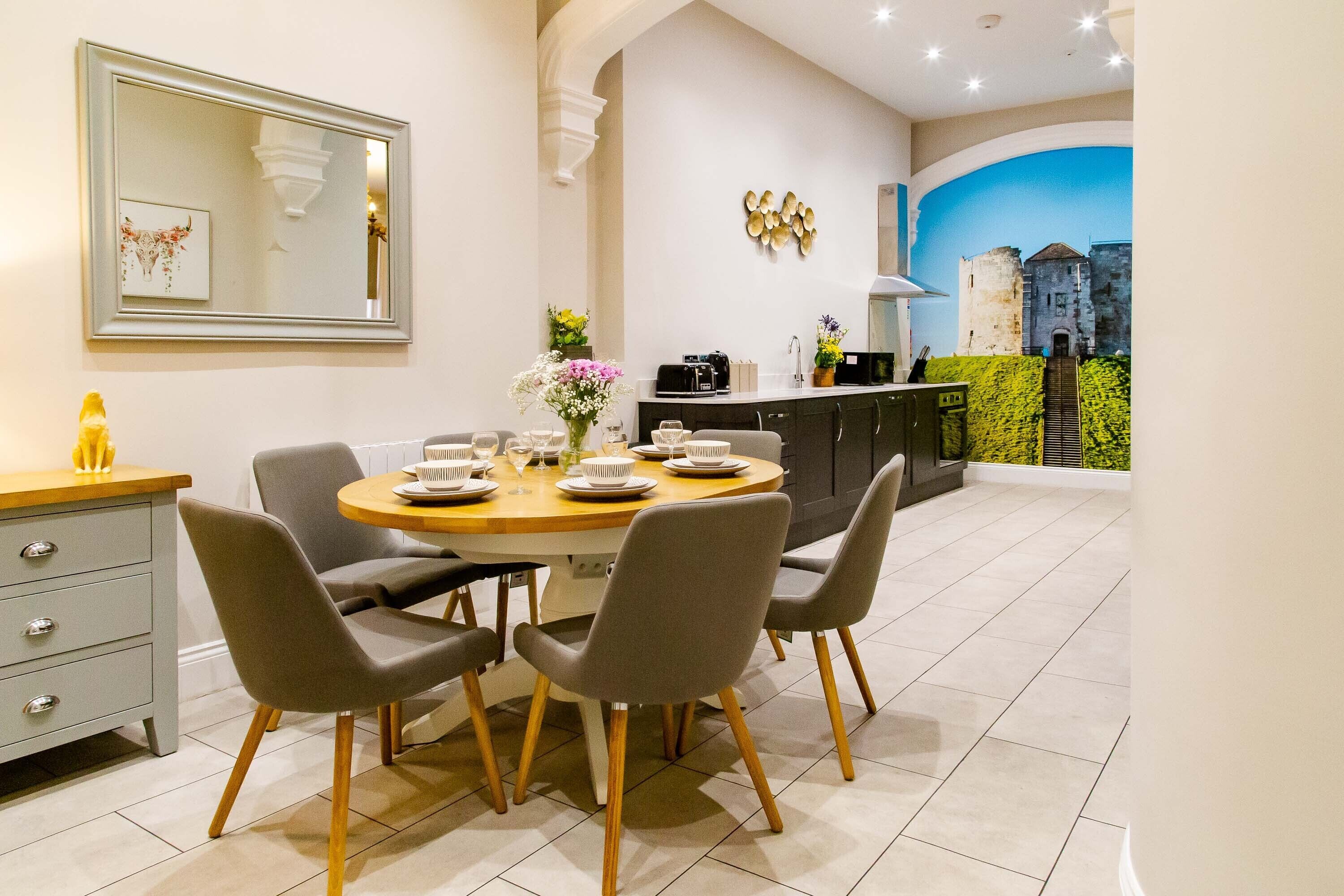 Photo - Goodramgate Apartments