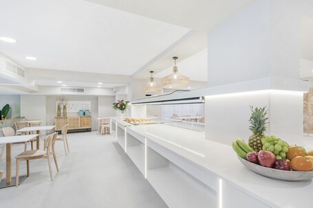 Hotel Almudaina - view 2