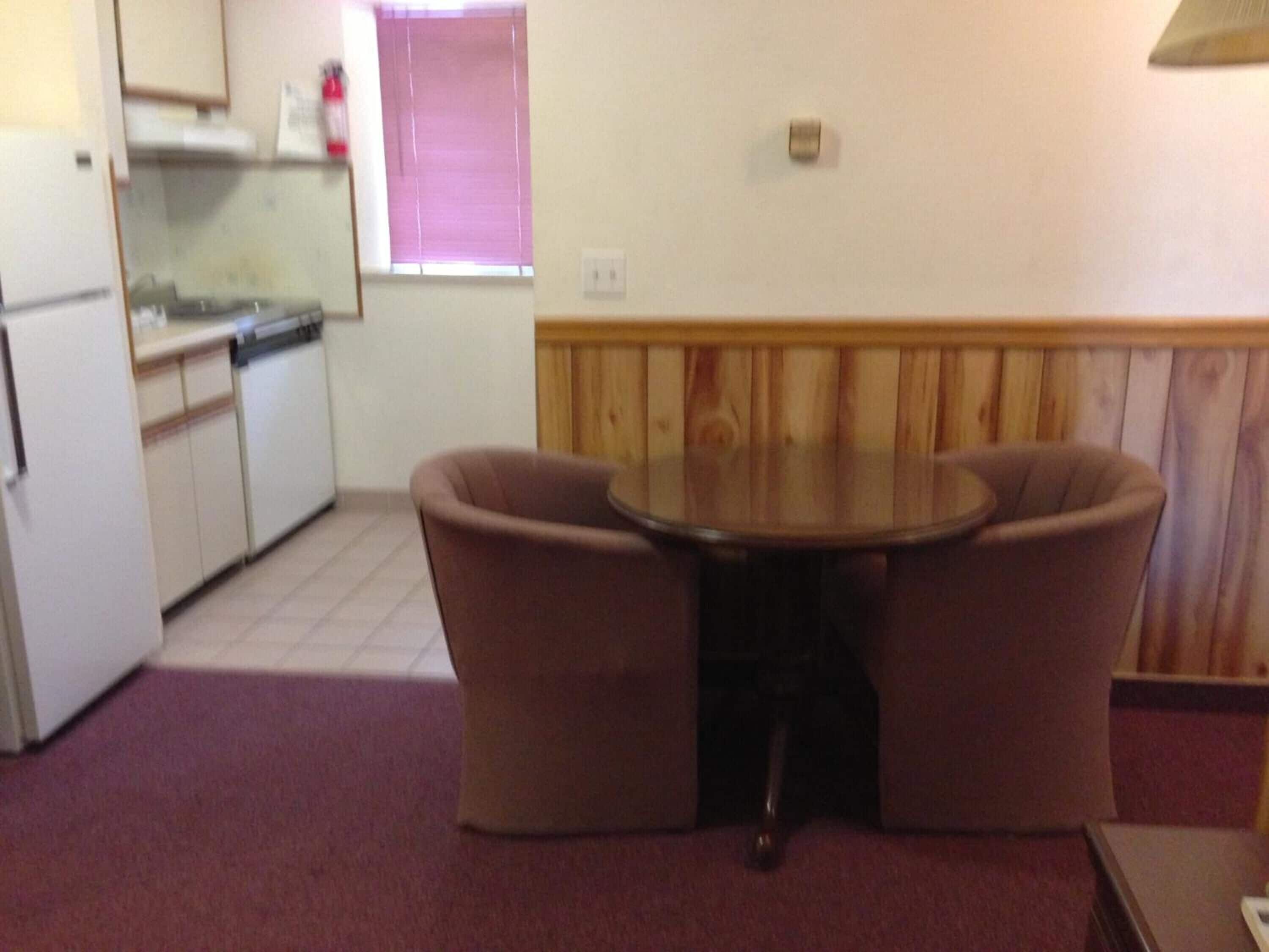 Coffee/tea maker, fridge, microwave (on request)