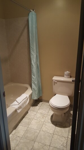 Chambre Double Standard | Salle de bain