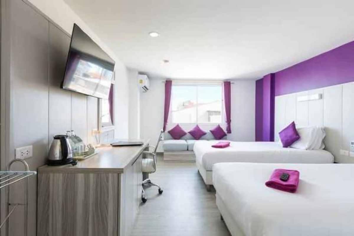 In-room safe, individually furnished, desk, blackout curtains