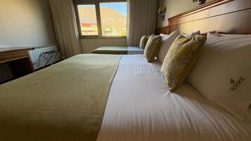 Minibar, caja de seguridad en la habitación, escritorio y wifi gratis