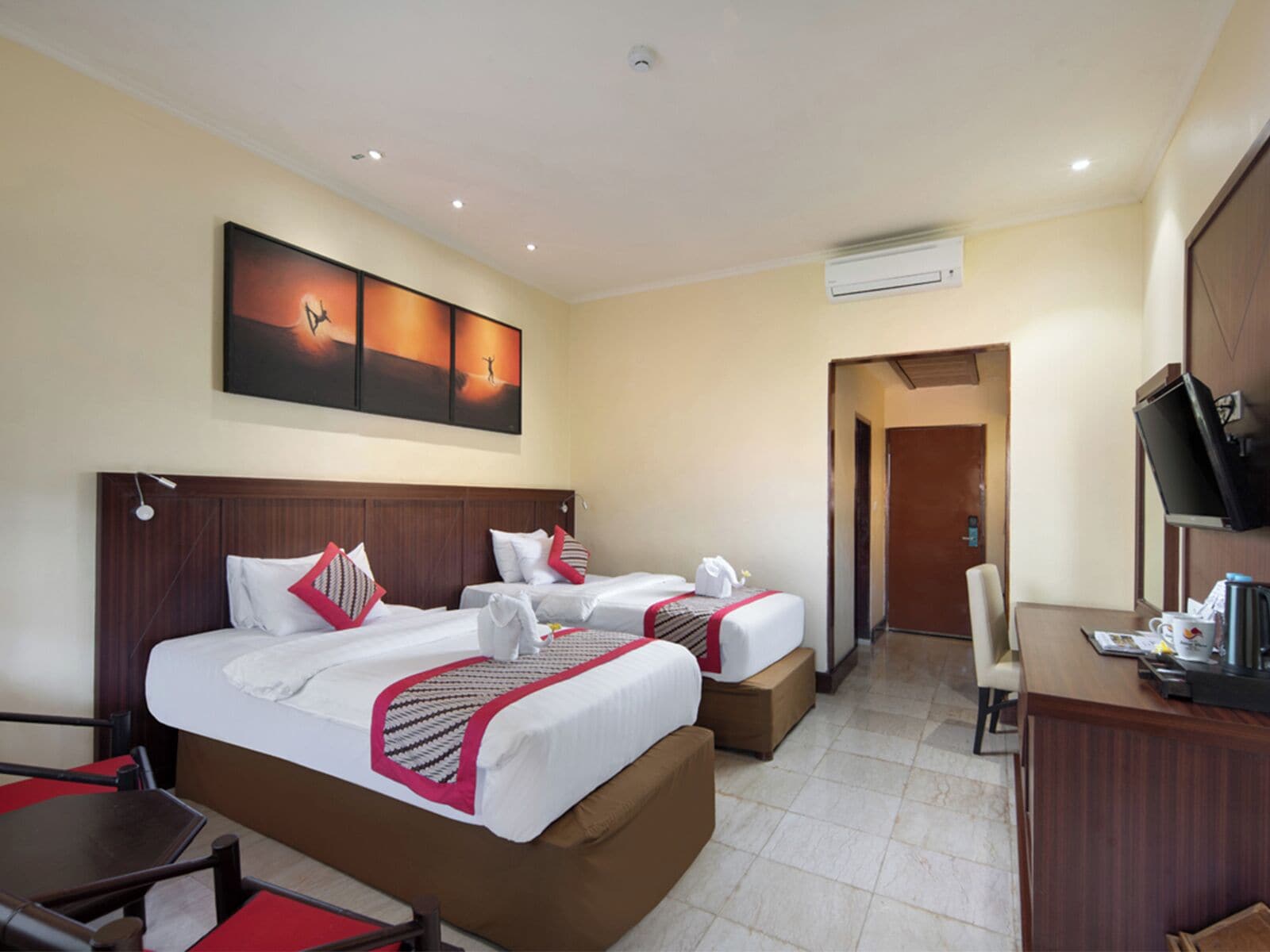 Minibar, in-room safe, desk, blackout curtains