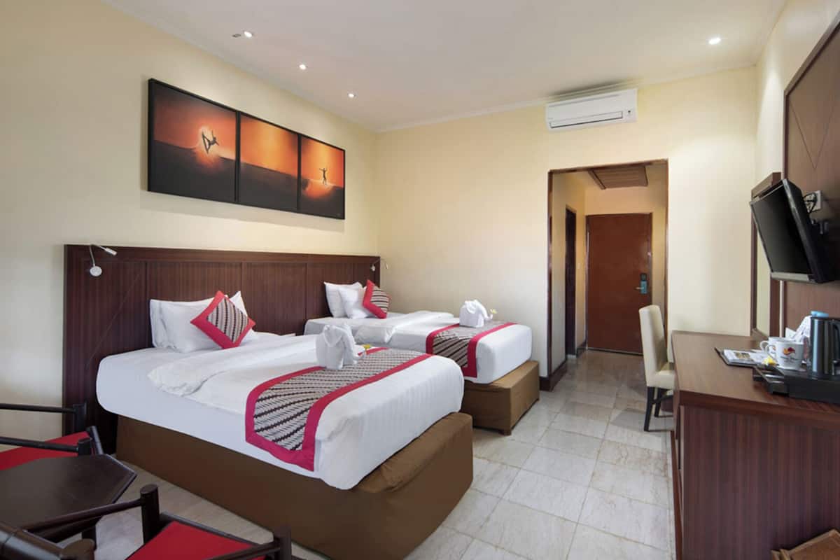 Minibar, in-room safe, desk, blackout curtains