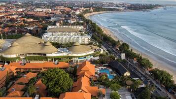 Vue sur la plage/lâocĂ©an