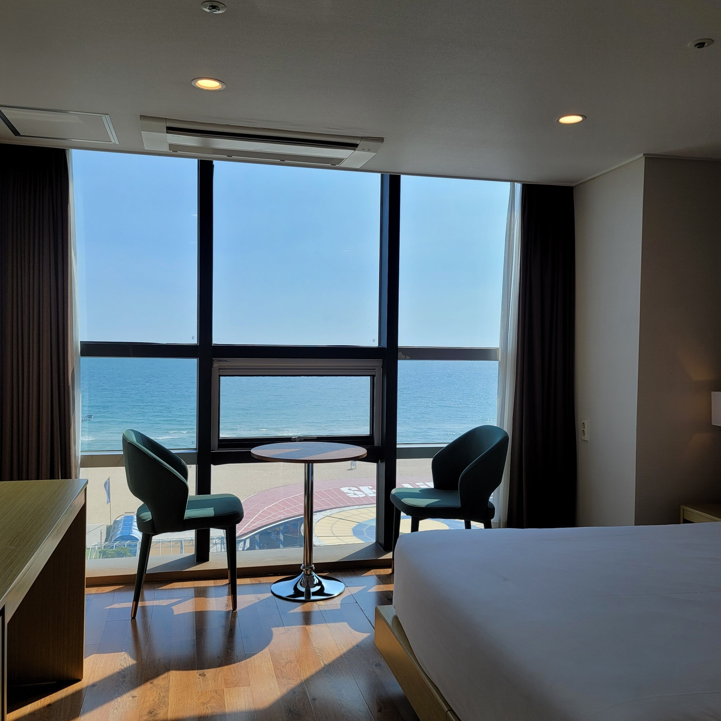 deluxe room, sea view | 1 bedroom, premium bedding, individually decorated