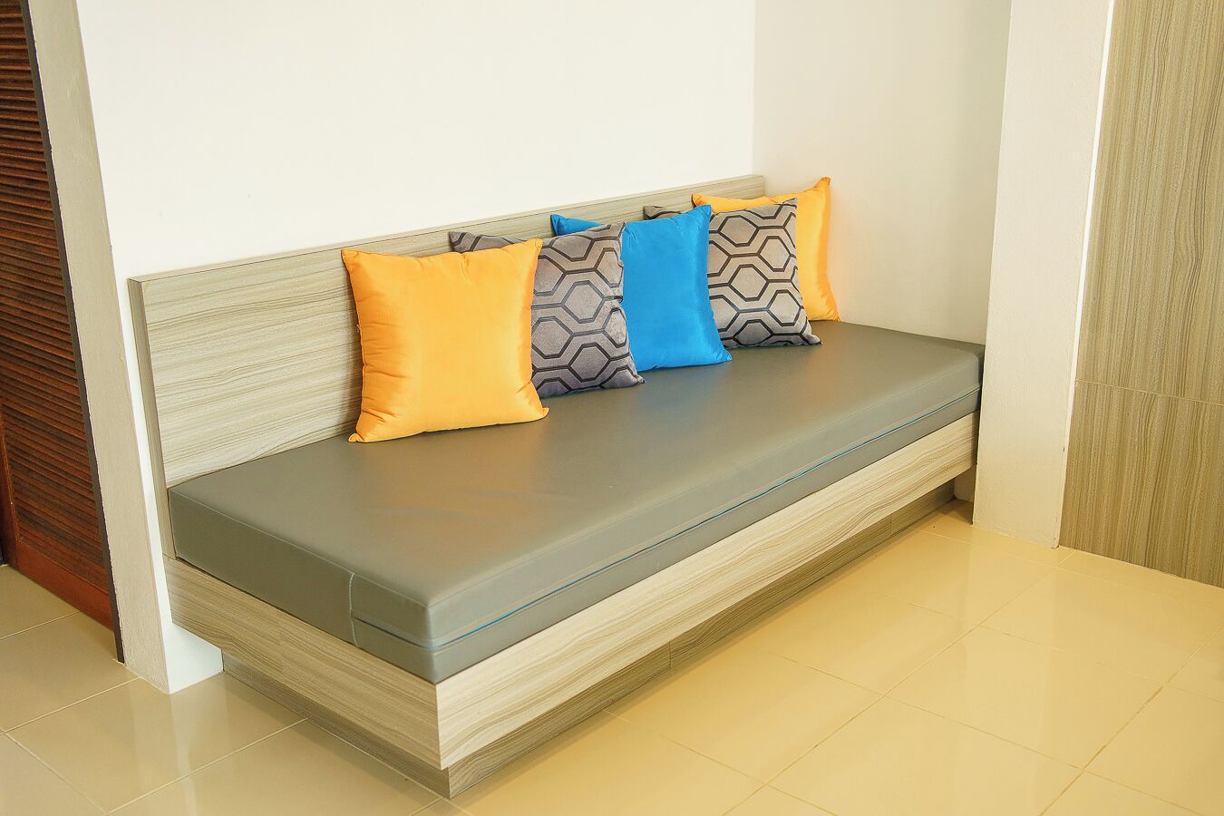 1 bedroom, in-room safe, individually decorated, desk