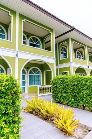 Front of property - Ao Nang Baan Suan Resort (Krabi)