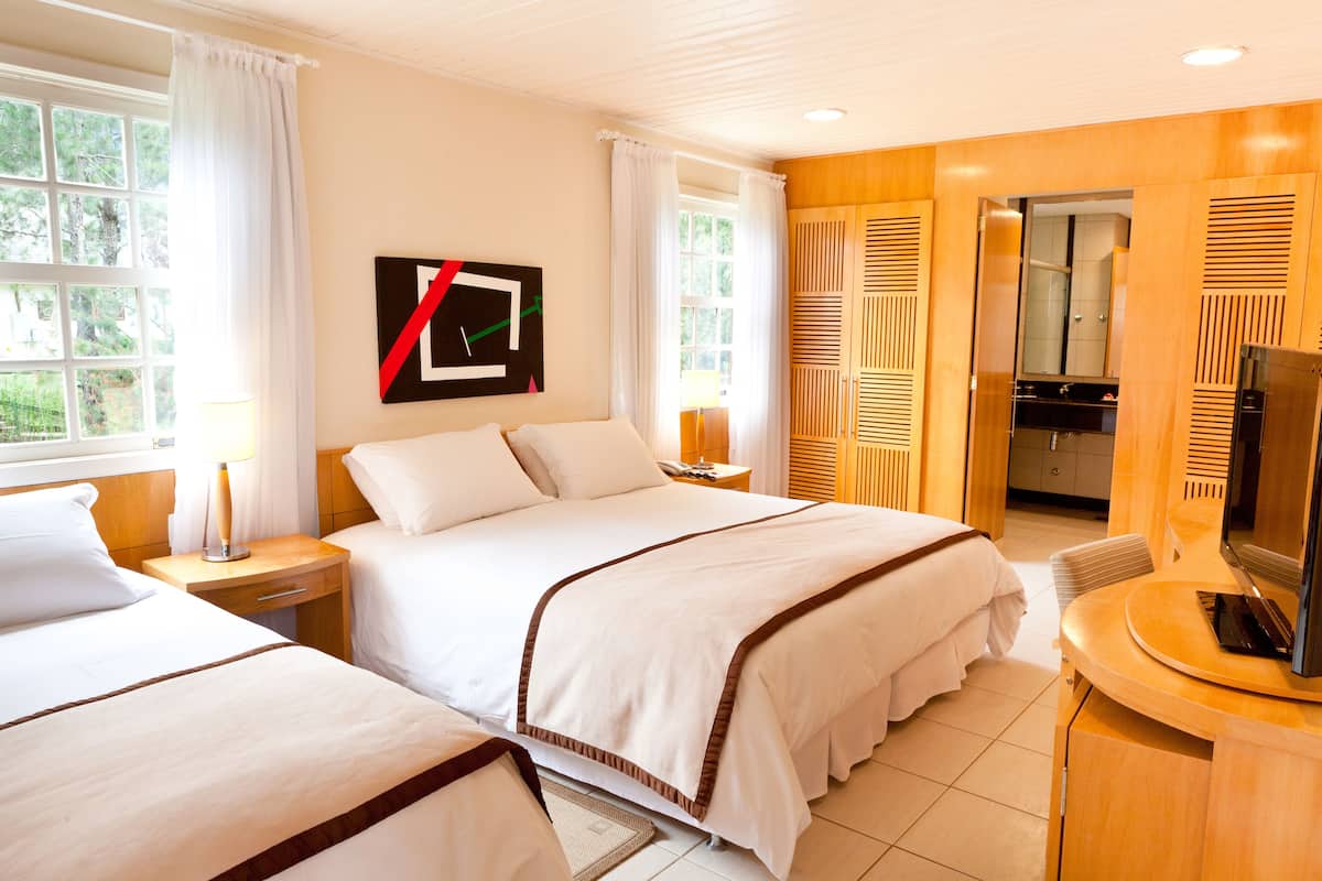 Ropa de cama hipoalergénica y minibar