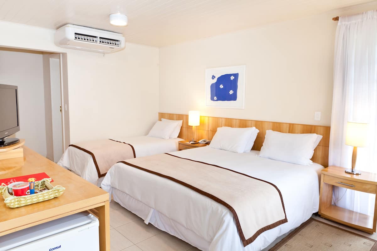 Deluxe Superior Room | Ropa de cama hipoalergénica y minibar