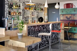 Bar (en la propiedad)