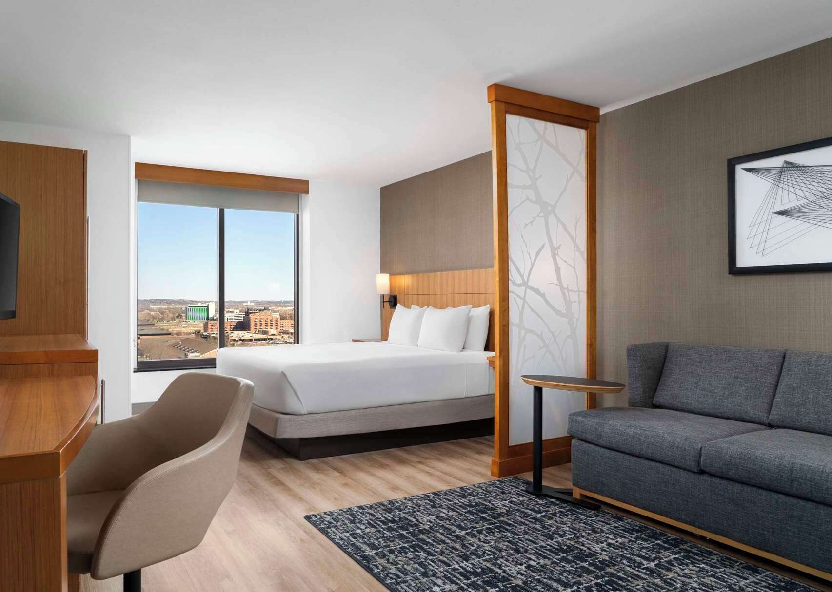 In-room safe, desk, iron/ironing board, free cots/infant beds