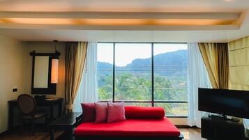 Deluxe Family | Caja de seguridad en la habitación, escritorio y wifi gratis