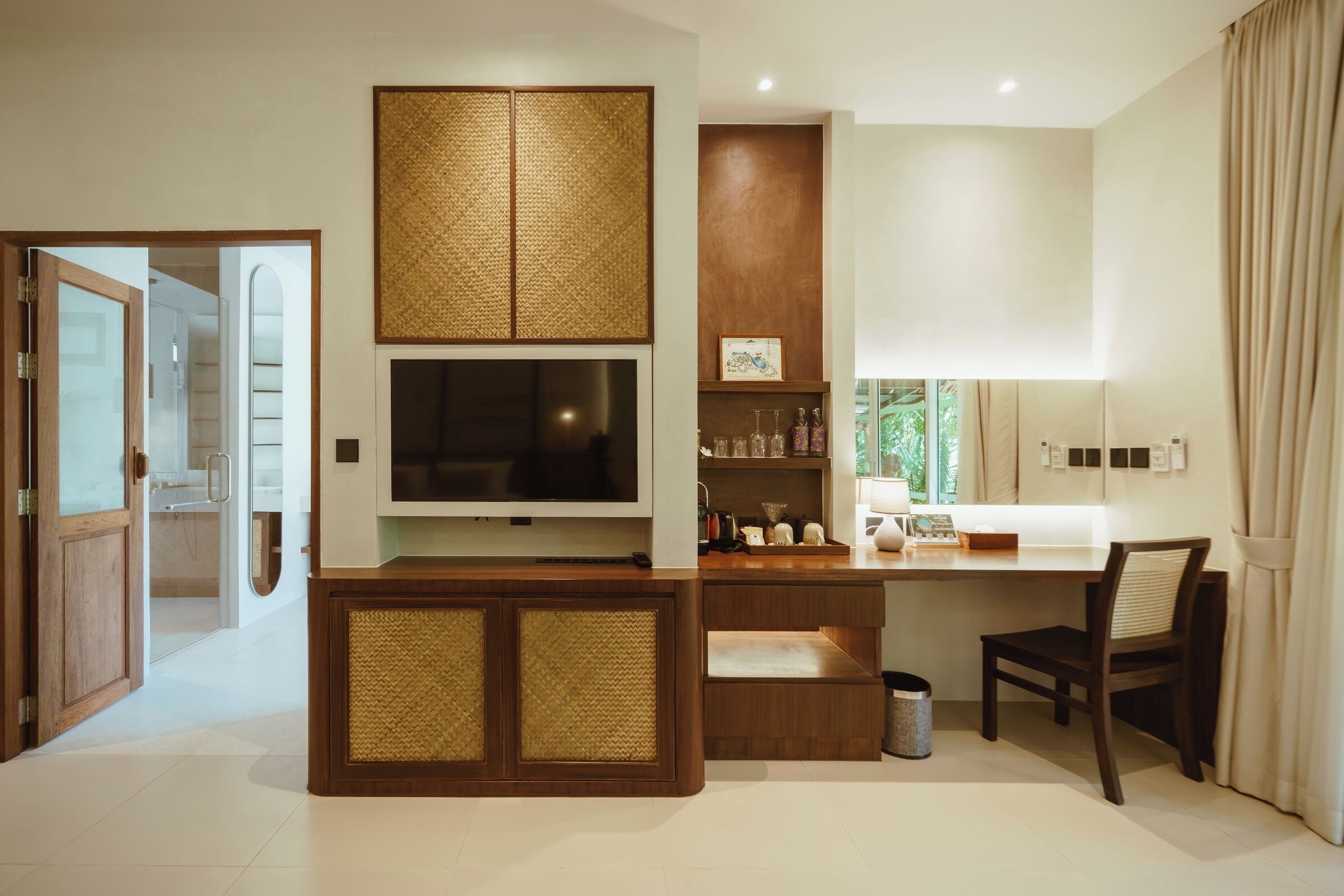 sainai forest | 2 bedrooms, down duvets, minibar, in-room safe