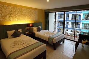 In-room safe, individually decorated, desk, blackout drapes - Ansino Bukit (Patong)