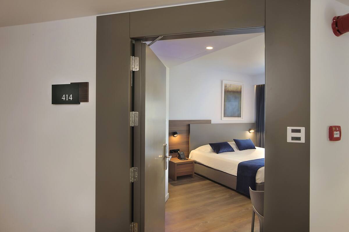 ห้องซูพีเรีย, วิวภูเขา | ผ้าปูที่นอนฝ้ายอียิปต์, เตียง Select Comfort, ตู้นิรภัยในห้องพัก