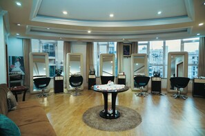Hair salon
