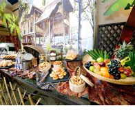 Daily buffet breakfast (MYR 50 per person)
