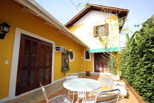 Suíte Quádrupla | Individualmente decorados, individualmente mobiliados, escrivaninha