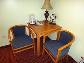 Standard Double Room | In-room dining