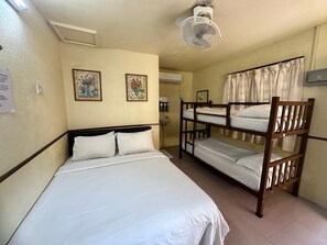 Zimmer | 1 Schlafzimmer, Bügeleisen/Bügelbrett, kostenloses WLAN