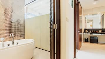 Two Bedroom Premier | Bathroom | Separate tub and shower, free toiletries, hair dryer, bathrobes