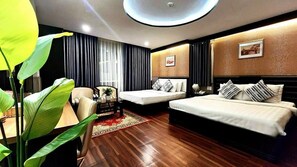 Family Room | City view - Rosa Hotel & Spa (Ho Chi Minh City)