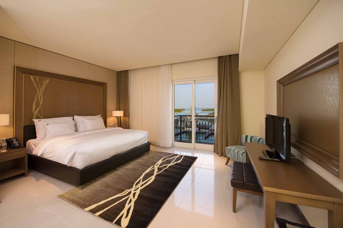 Suite, 1 Bedroom ( Mangroves ) | 2 bedrooms, pillowtop beds, in-room safe, blackout drapes