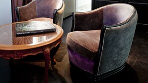 Premium bedding, minibar, in-room safe, desk - Alma Hotel & Lounge (Tel Aviv)