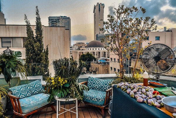 Terrace/patio - Alma Hotel & Lounge (Tel Aviv)