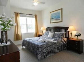 Seterika/papan seterika, katil bayi/kot, katil lipat simpan/tambahan 