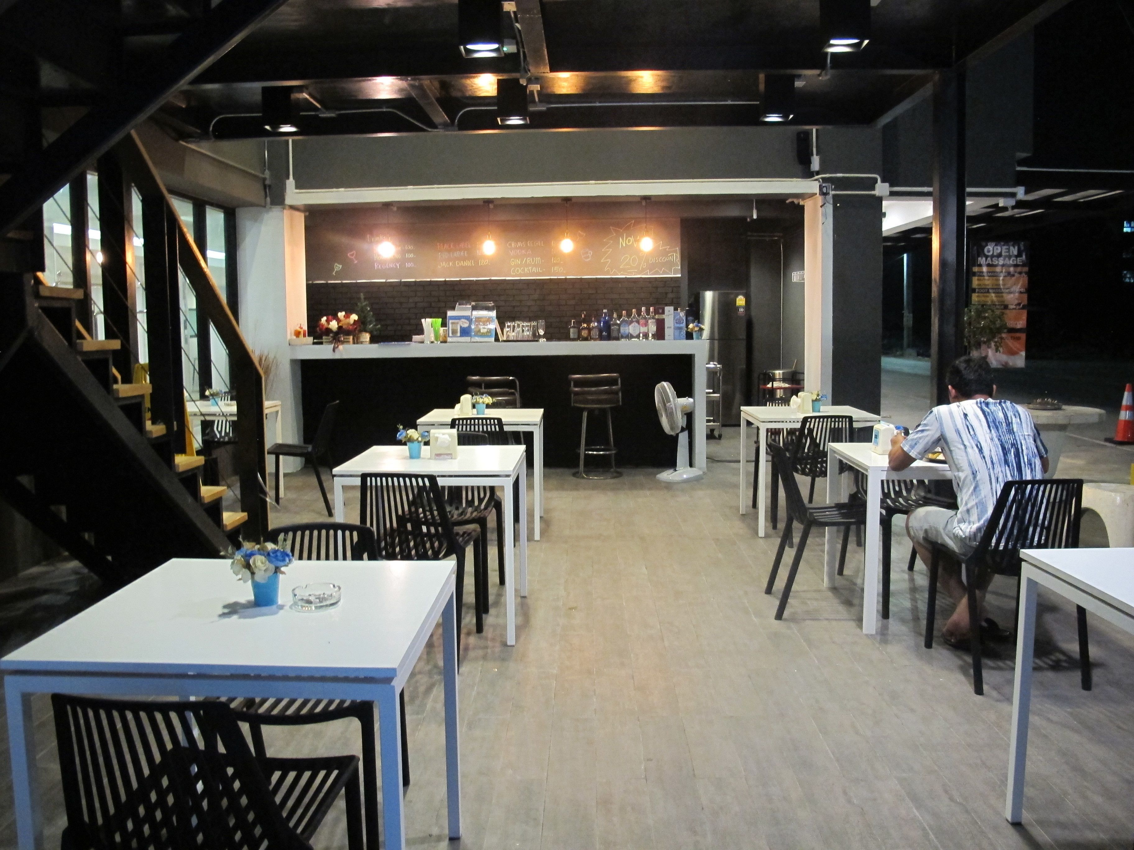 Foto - The Airy Residence