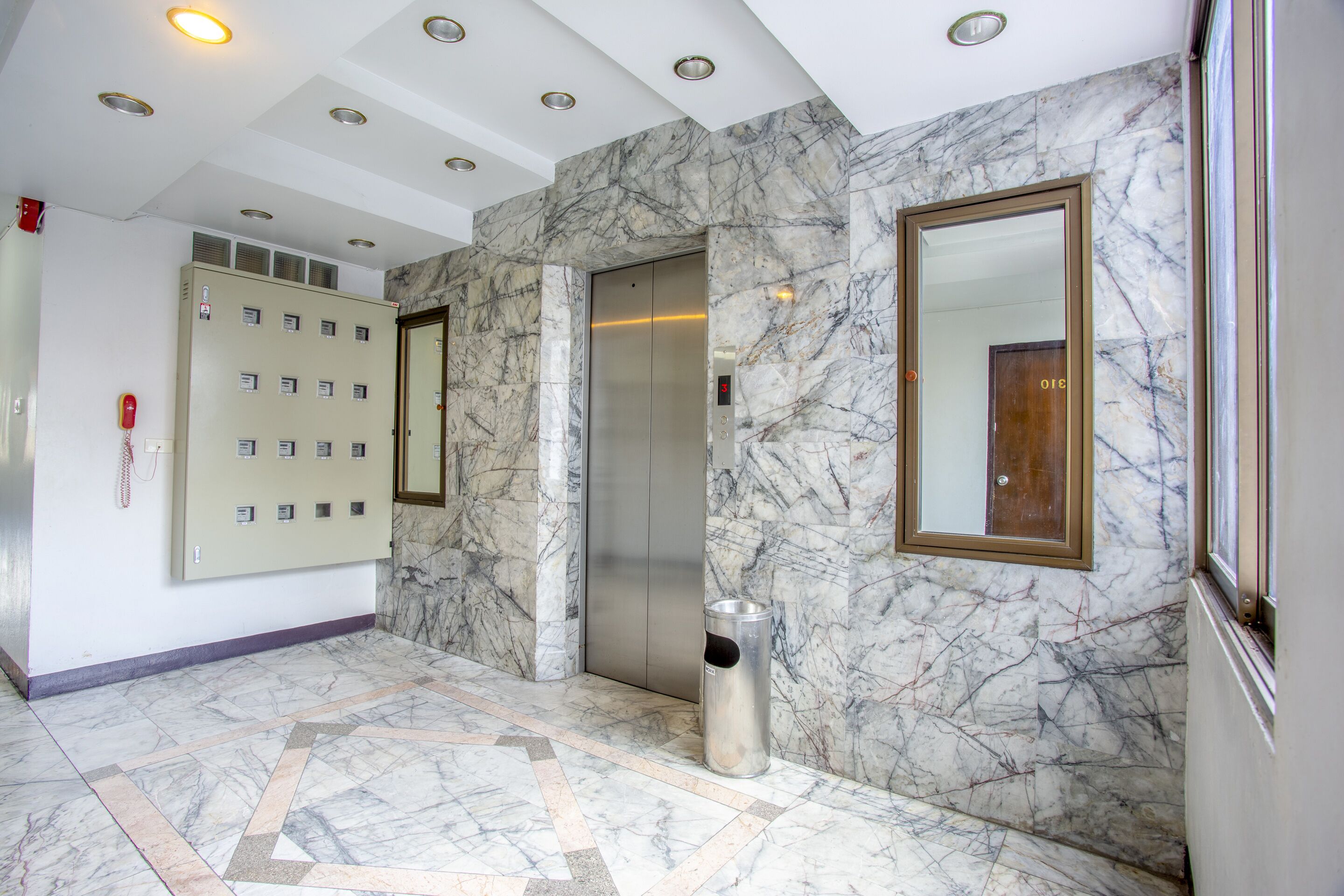 Foto - Super OYO 1096 Winner Inn Hotel