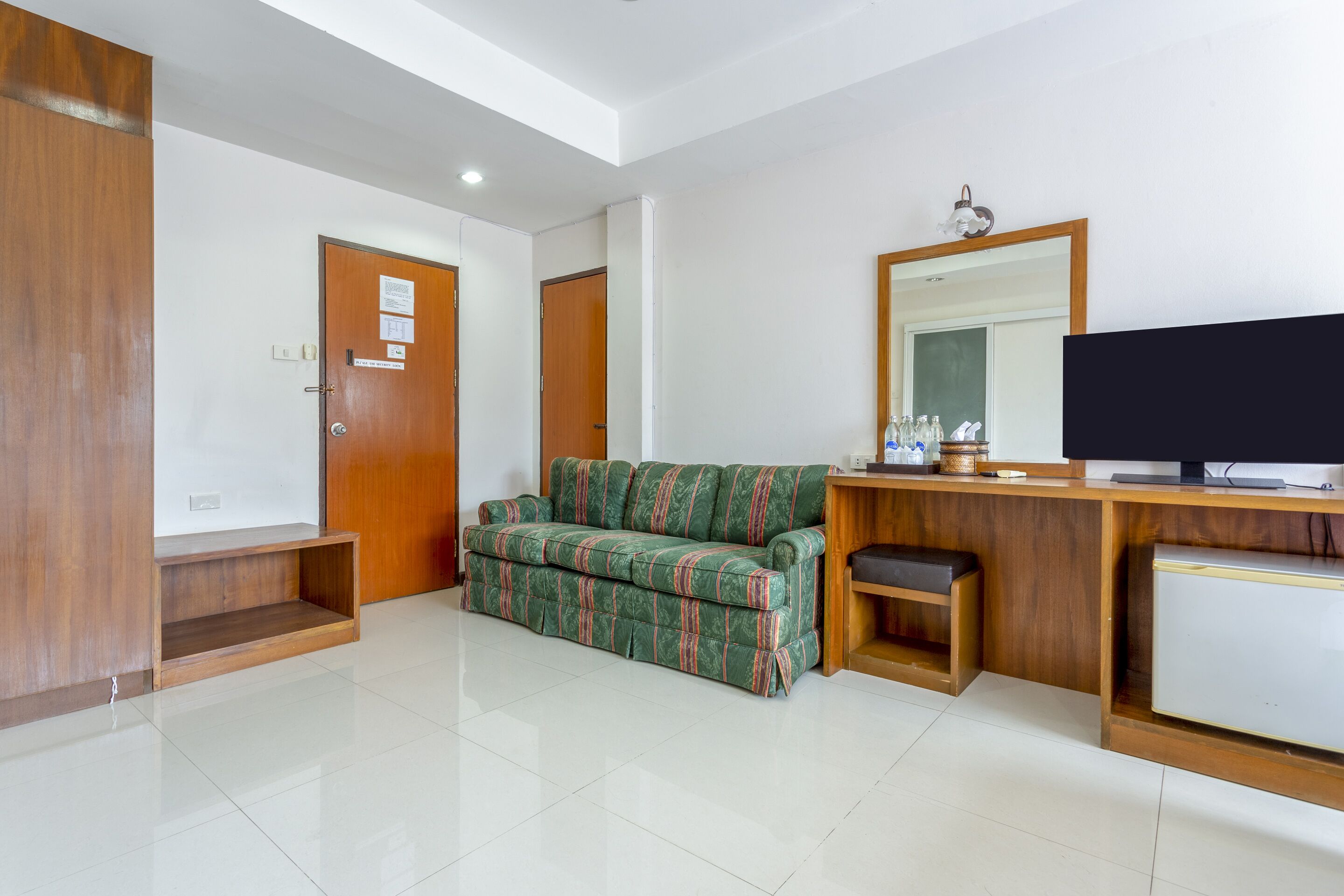 Photo - Super OYO 1096 Winner Inn Hotel
