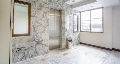 Super OYO 1096 Winner Inn Hotel