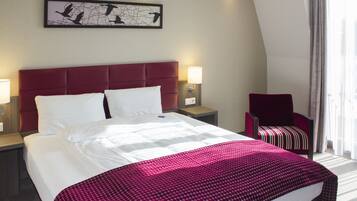 In-room safe, desk, soundproofing, cribs/infant beds