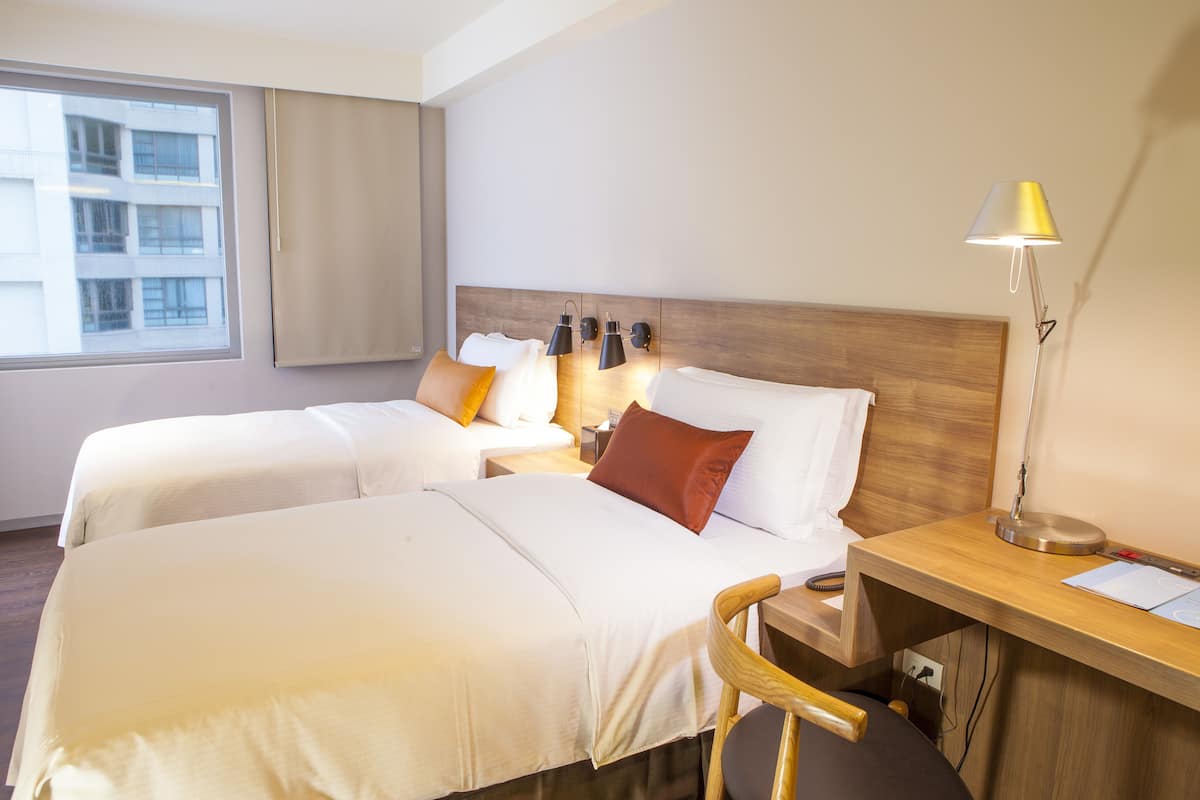 1 bedroom, in-room safe, desk, free WiFi